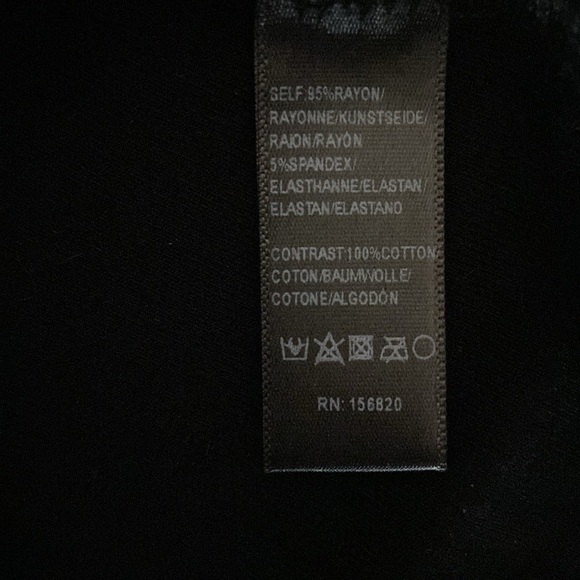 Allison New York Stretchy Black Tee Top with Eyelet Flutter Sleeves Size Medium - Picture 6 of 6